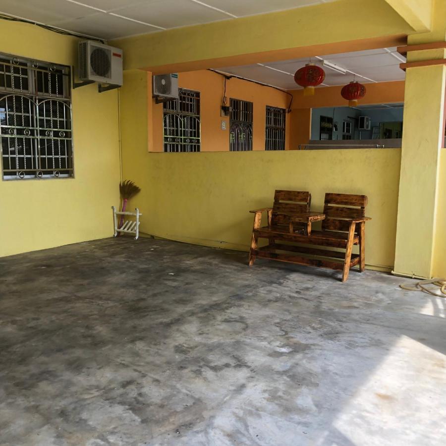 E&Y Homestay Kuala Rompin Kültér fotó
